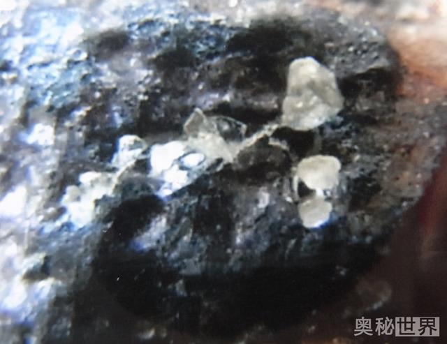 天然铁陨石原石特征图片