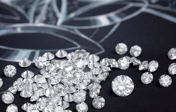 莫桑钻石是真的钻石吗