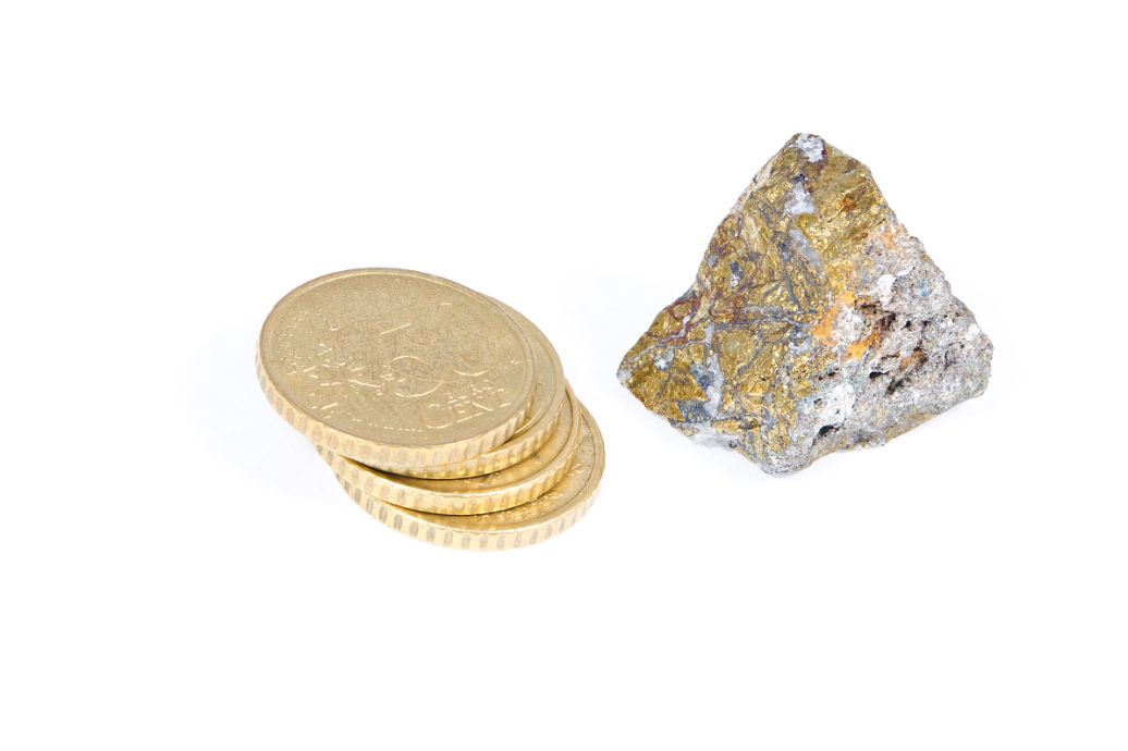 铂金和黄金钻石哪个贵